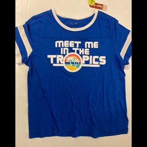 Meet me in the tropics graphic shirt